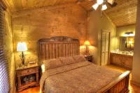 Family Tyme #78 - Charming & Clean Log Cabin! - 4-Star