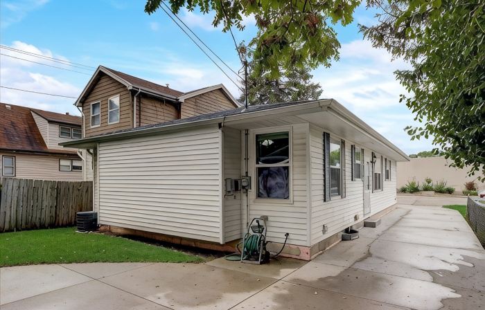 Modern 3 BR Minutes to WI Statefair, MKE Zoo, Brewers, & Hospital