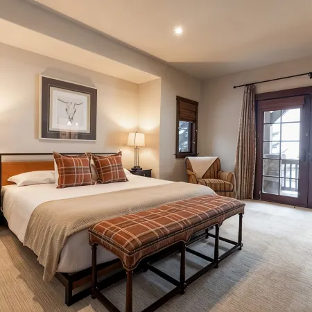 Luxurious Ski-in Ski-out Home in Arrowhead community