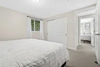 Higgins Hideout *3 minute drive to the beach*