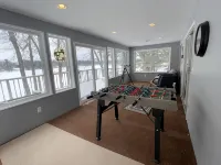 Beautiful Lake House & Spacious 4 BR - 3つ星