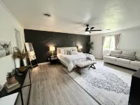 Guest House w/ Pool and Hot Tub! 10min away from Lake Norfork! - badewanne