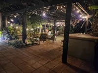 Backyard Oases 2-bedroom house in delightful Vista with WiFi, AC - 3 estrellas
