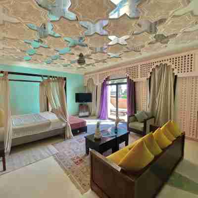 La Villa des Golfs & PinkCactus Rooms