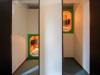 Capsule Hotel New Gloria - Gym