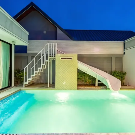 King Arthur Pool Villa