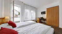 Airport Hotel Stetten - فطور