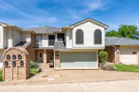 Lake Ray Hubbard - Luxury Lakeside Home Located in Chandler's Landing - Rockwall - Jacuzzi