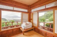 Wando Cheonghaejin Hanok Pension - 家庭旅館