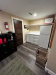 Great location!    A short walk to MSU and downtown!!! - 3-Star