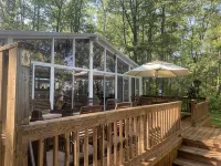 House is located on Lake Huron with a private beach - 3 étoiles