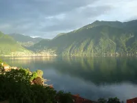 Dream view - Spacious apartment with large garden - 3-Star