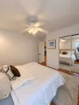 Hamptons Retreat • Hot Tub • Minutes to Beaches - 3-Star