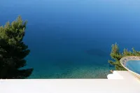Grand Bleu Apartments & Villas - Ocean View