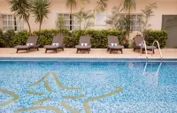 Hotel Ocean View - Pool