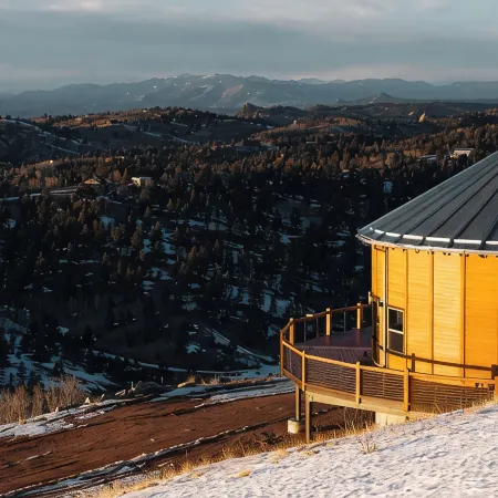 Luxury Off-Grid Yurt: Hot Tub, Epic Views, WiFi, 10 Mins from Cripple Creek!