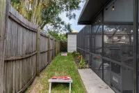 Luxury Pool Home Near Stadium - BBQ GRILL- FIREPIT☆ - สระว่ายน้ำส่วนตัว
