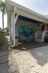 Tiny but perfect, super close to the beach. - 4-Star