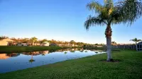 Peaceful home with Pool Dog friendly 4 Bedrooms 3 Bathrooms backyard view water. - 3-نجوم