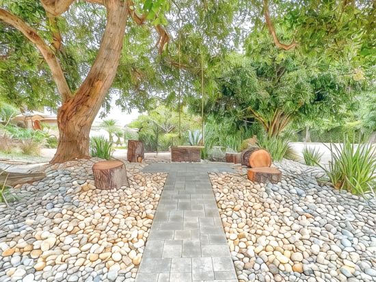 Mid-Century Modern Oasis in La Jolla Shores: Steps to Beach, Fun for Families!