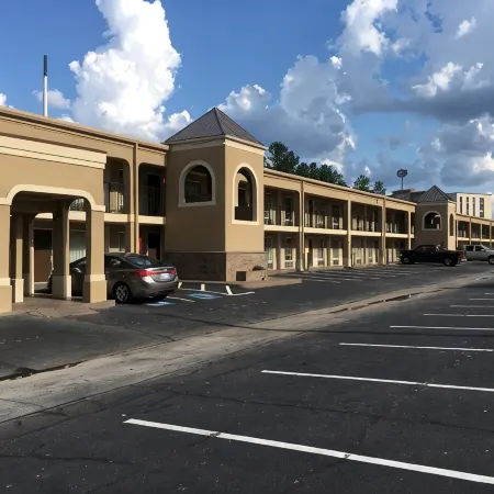 Super 8 by Wyndham Augusta