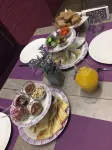 HOtello Guest Suites - petit déjeuner