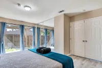 Shalimar Retreat, Large Pool, Hot Tub, Game Room, Backyard, 5 Bdrooms, BBQ Grill - Boutique