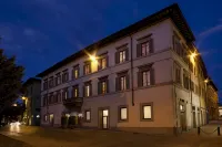 Hotel Tiferno - parking