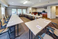 Heritage Inn & Suites - Brooks Hotels in Brooks