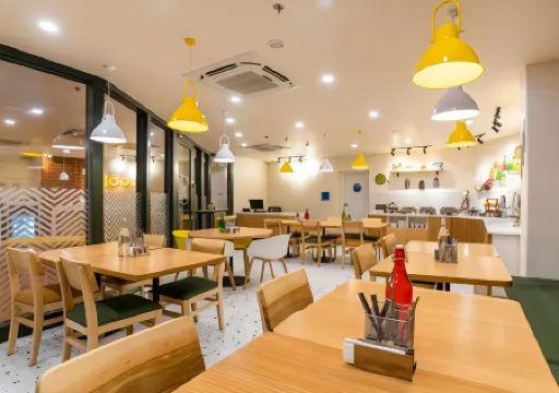 Bloom Hotel - Sector 19