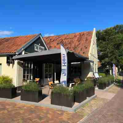 Bij Hen op Ameland Hotel Exterior