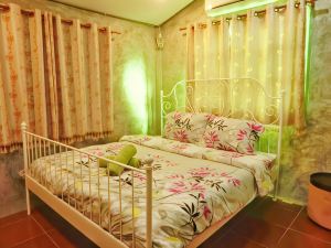 Khobjaina Homestay Soi 4