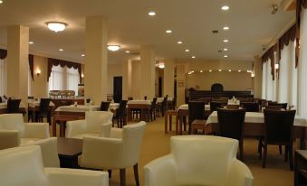 Grand Adanus Hotel