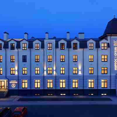Mirros Hotel Tobolsk Hotel Exterior