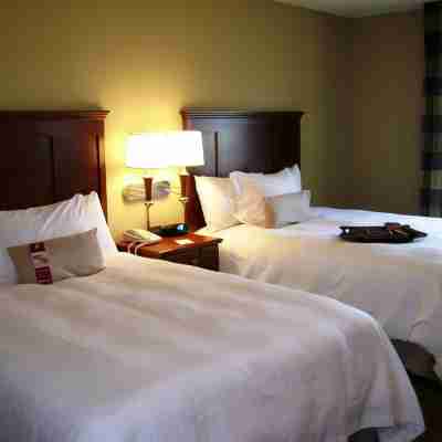 Hampton Inn & Suites Paducah Rooms