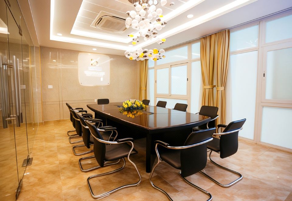 [샌달스 스타 호텔의 깨끗한 욕실]