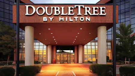 DoubleTree by Hilton Denver-Aurora