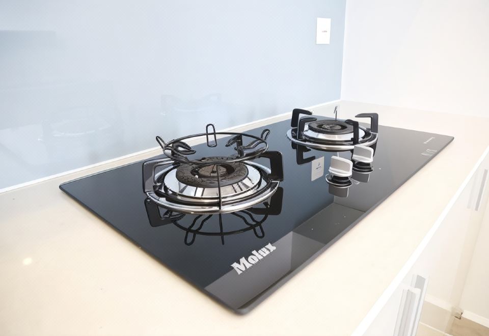 [메콩강이 보이는 메콩뷰 3 콘도텔의 야경]