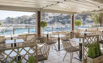 Portodrach Aparthotel & Suites