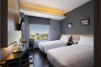 Batiqa Hotel Darmo - Surabaya Hotels in Wonokromo