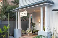 The Baxley Bondi Hotels near Max Mara