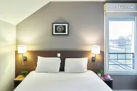 Zenitude Hôtel Résidences Roissy Village Hotels in Goussainville