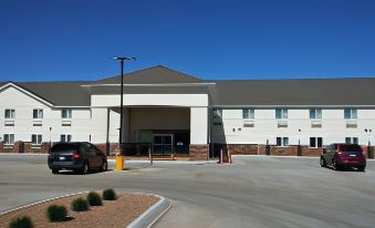 Days Inn & Suites by Wyndham El Dorado