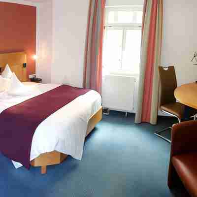 Hotel Kronprinz Rooms