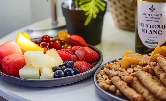 Host & Stay - Newington Road