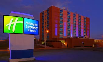 Holiday Inn Express & Suites Pittsburgh West - Green Tree