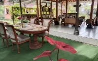 Makcik Heritage Villa & Cafe