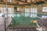 Running Y Resort - Pools