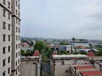 Majesty Apartement 2Br with City View