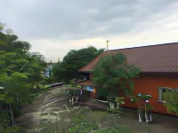 Huaisai Hotel Hotels in Amphoe Nong Khae